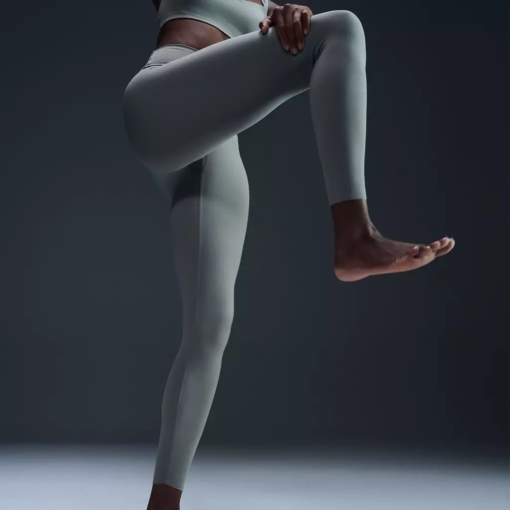 Nike Women's Zenvy Gentle-Support High-Waisted 7/8 Leggings Light Army Sz XS - Picture 7 of 7